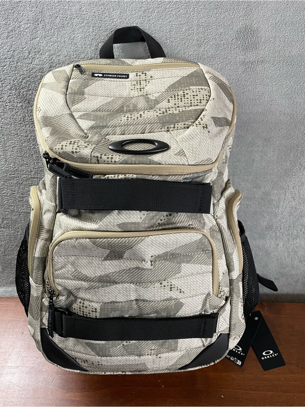 MENS OAKLEY ENDURO 3.0 BIG BACKPACK New With Tags Abstract Camo NEW NWT
